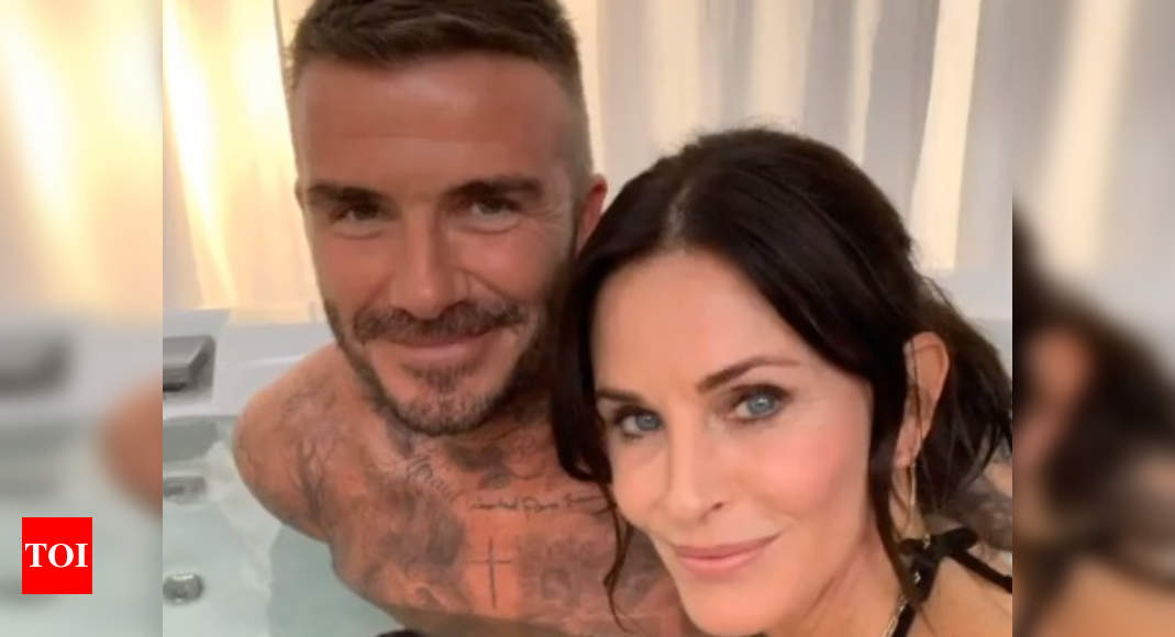 cheryl knight carattini add courteney cox leaked photo